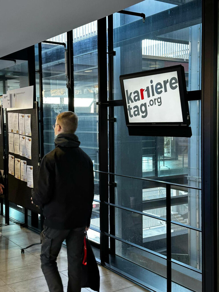 Karrieretag Eingang